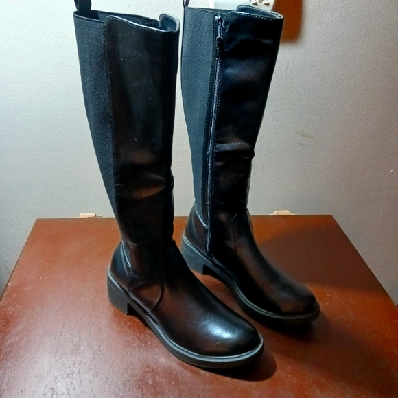 Rouge! Shoes - Rouge boots